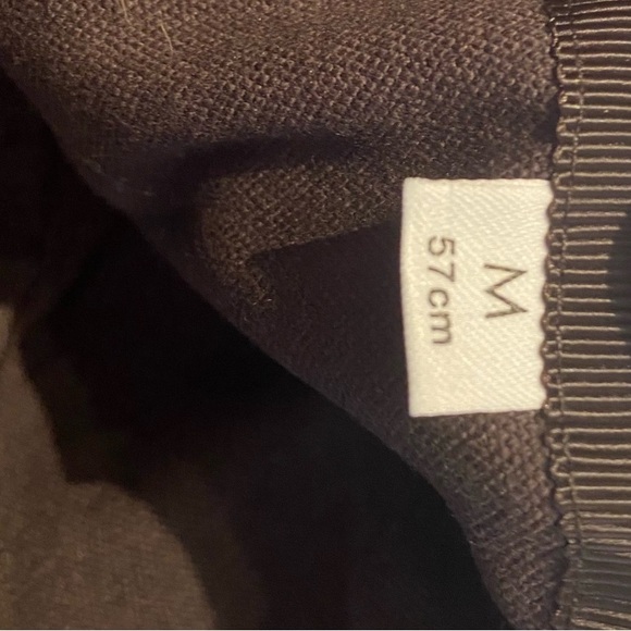 Gucci GG canvas baseball hat with crystals Price is Firm! - Picture 10 of 15